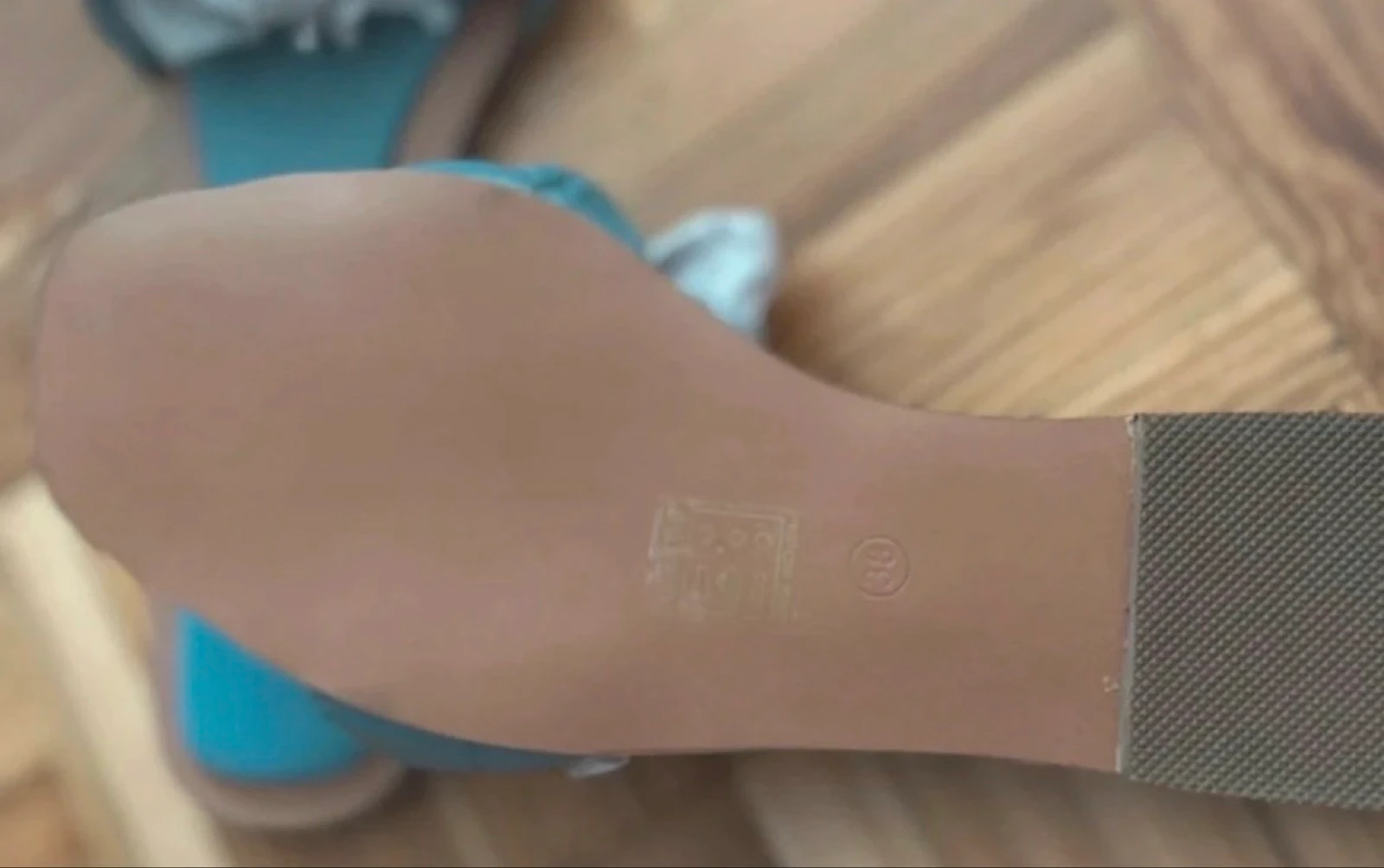 Sandalias Corina Taille 38 – photo 3